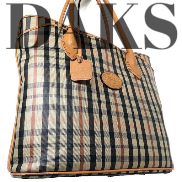 Authentic DAKS London Check Pattern Tan Tote Bag - Picture 3 of 14